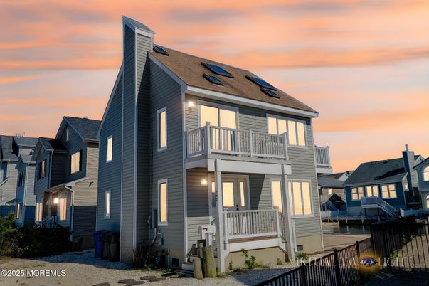 Exterior, Facade, Solar Panels, Queen Anne Victorian