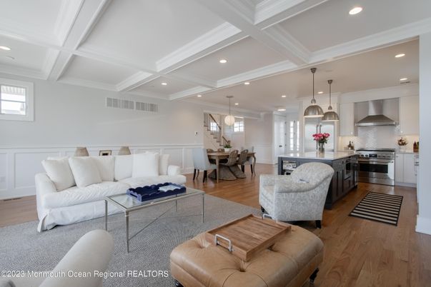 Dining room, Interior, Kitchen, Living room, Pendant Lights, Recessed Lighting, Stainless Steel Appliances, Wood Texture Flooring