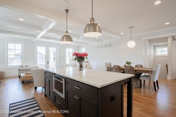 Dining room, Interior, Kitchen, Living room, Pendant Lights, Recessed Lighting, Wood Texture Flooring