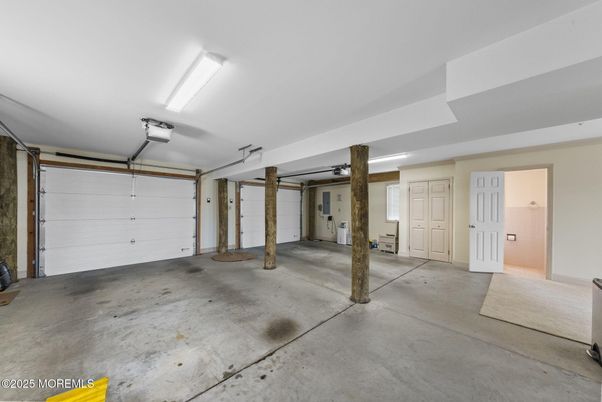 Garage, Interior