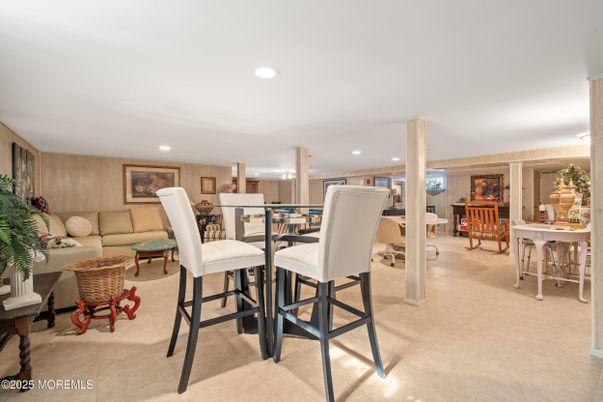 Dining room, Interior, Living room, Recessed Lighting