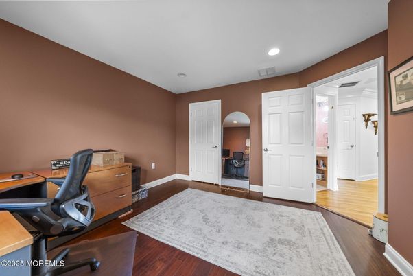 Home Office, Interior, Recessed Lighting, Wood Texture Flooring