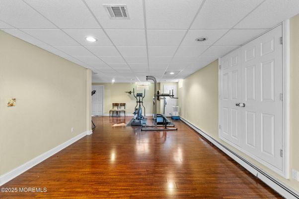Fitness Equipment, Interior, Recessed Lighting, Wood Texture Flooring