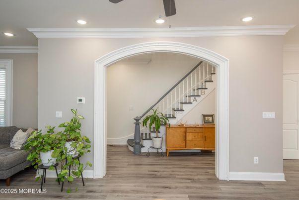 Interior, Recessed Lighting, Wood Texture Flooring