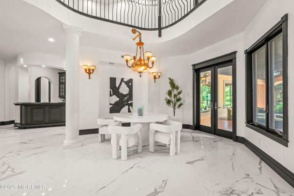 Chandelier, Dining room, Interior, Marble, Recessed Lighting