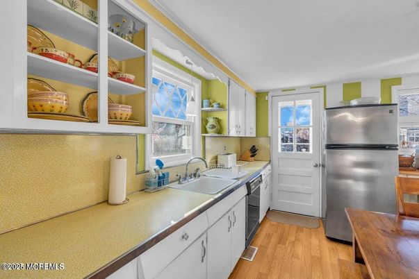 Interior, Kitchen, Wood Texture Flooring