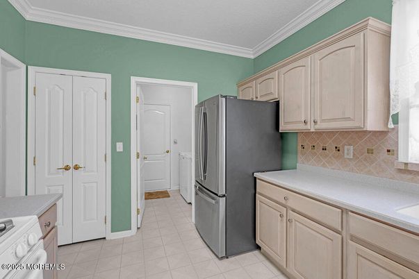 Interior, Kitchen, Tile Countertops