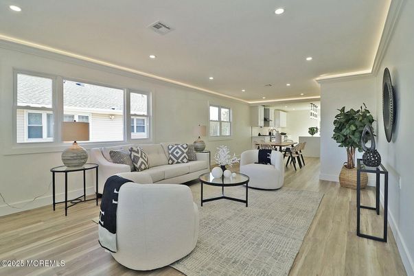 Dining room, Interior, Living room, Recessed Lighting, Wood Texture Flooring