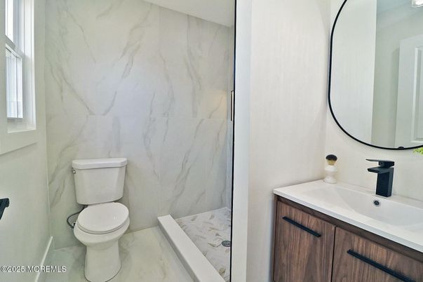 Bathroom, Interior, Marble, Marble Walls