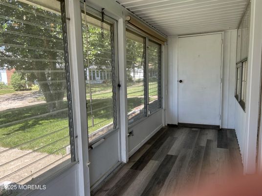 Interior, Sun Room, Wood Texture Flooring