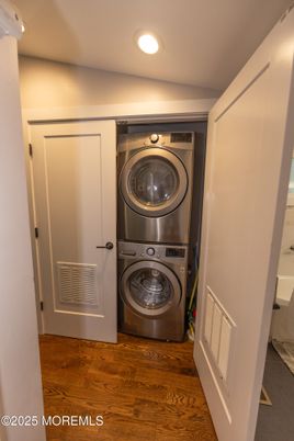 Interior, Recessed Lighting, Utility Closets, Washer, Wood Texture Flooring