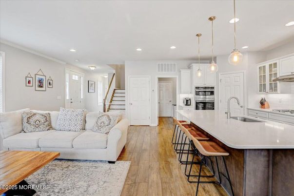 Interior, Kitchen, Living room, Pendant Lights, Recessed Lighting, Stainless Steel Appliances, Wood Texture Flooring