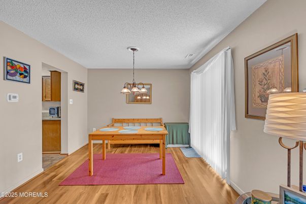 Interior, Pendant Lights, Wood Texture Flooring