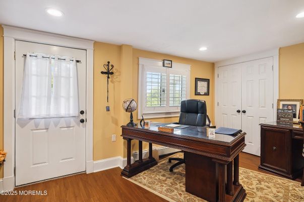 Home Office, Interior, Recessed Lighting, Wood Texture Flooring