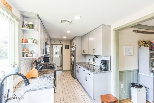 Interior, Kitchen, Recessed Lighting