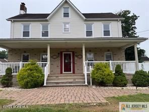 Exterior, Facade, Queen Anne Victorian
