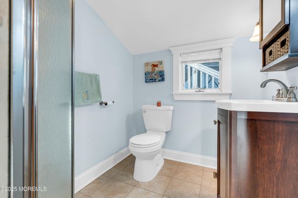 Bathroom, Interior, Pendant Lights