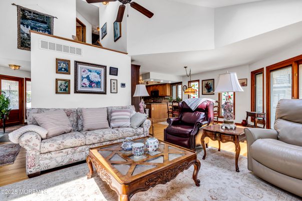 Interior, Kitchen, Living room, Pendant Lights, Recessed Lighting, Wood Texture Flooring