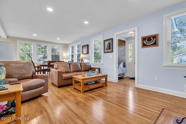 Dining room, Interior, Living room, Recessed Lighting, Wood Texture Flooring