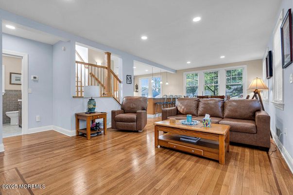 Interior, Living room, Pendant Lights, Recessed Lighting, Wood Texture Flooring