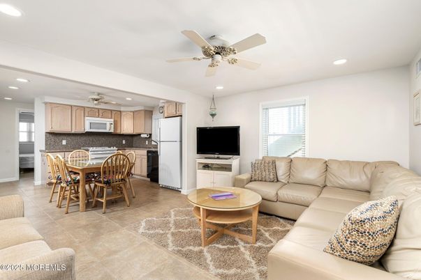Interior, Kitchen, Living room, Recessed Lighting