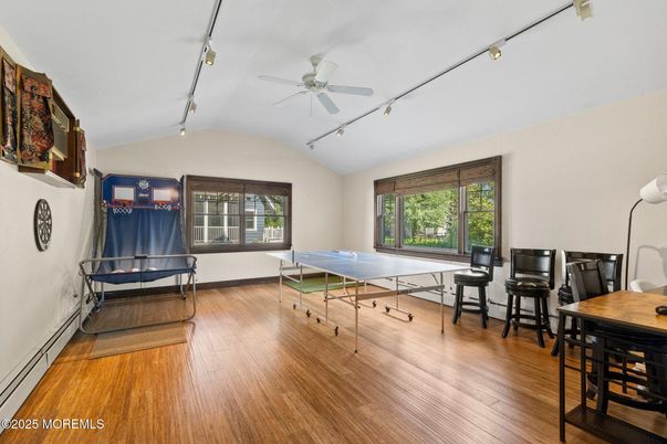 Game Room, Interior, Wood Texture Flooring