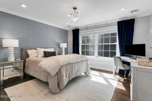 Bedroom, Home Office, Interior, Recessed Lighting, Wood Texture Flooring