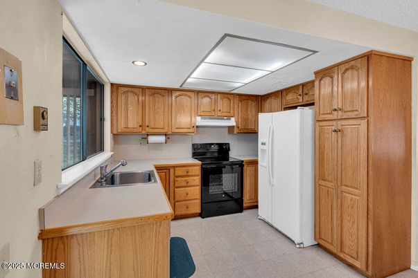Interior, Kitchen, Recessed Lighting