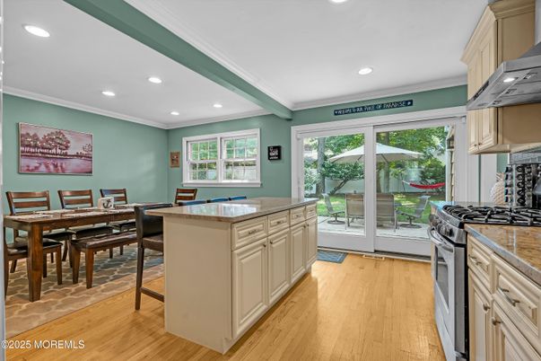 Dining room, Interior, Kitchen, Recessed Lighting, Wood Texture Flooring