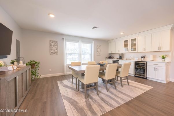 Dining room, Interior, Kitchen, Recessed Lighting, Wood Texture Flooring