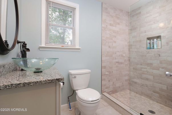 Bathroom, Interior, Stone Walls