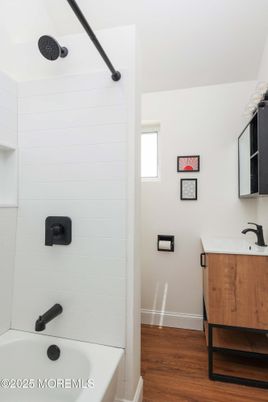 Bathroom, Interior, Wood Texture Flooring