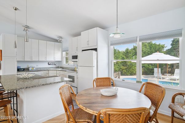 Dining room, Interior, Kitchen, Pendant Lights, Wood Texture Flooring