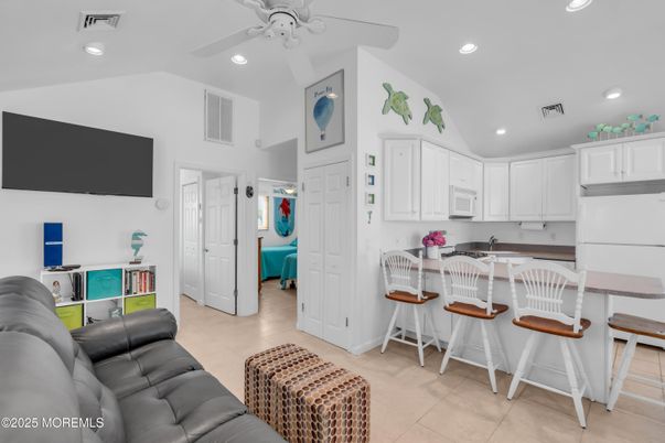 Interior, Kitchen, Recessed Lighting