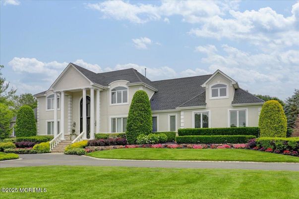 Exterior, Facade, French Provincial