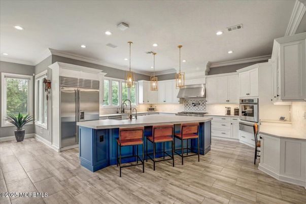 Interior, Kitchen, Pendant Lights, Recessed Lighting, Stainless Steel Appliances