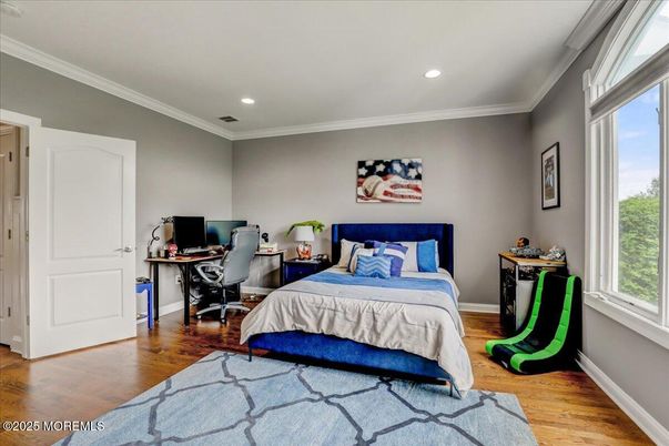 Bedroom, Home Office, Interior, Recessed Lighting, Wood Texture Flooring