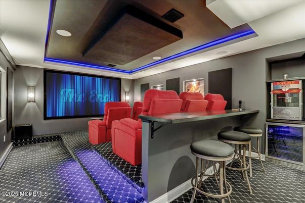 Interior, Projection Screen, Recessed Lighting, Theatre Room