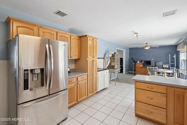 Dining room, Interior, Kitchen, Stainless Steel Appliances