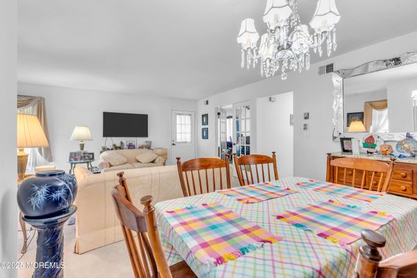 Chandelier, Dining room, Interior, Living room