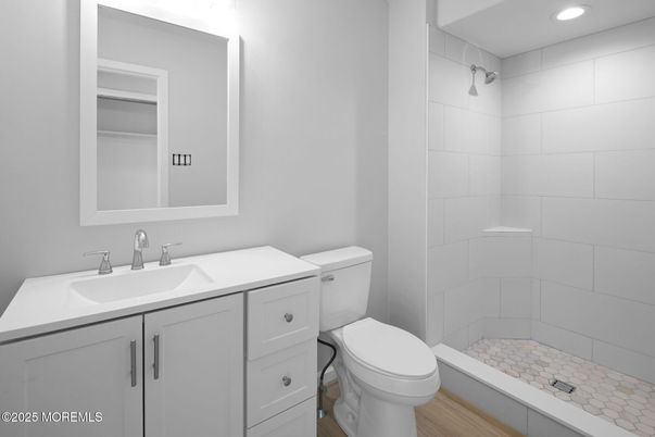 Bathroom, Interior, Recessed Lighting, Wood Texture Flooring