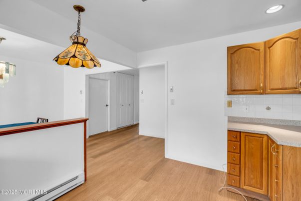 Interior, Pendant Lights, Recessed Lighting, Wood Texture Flooring