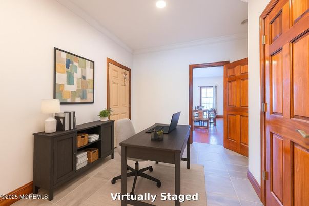 Home Office, Interior, Recessed Lighting, Wood Texture Flooring