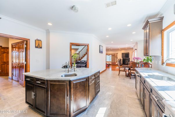Dining room, Interior, Kitchen, Recessed Lighting, Tile Countertops