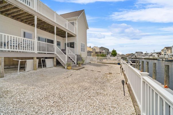 Backyard, Exterior, Water