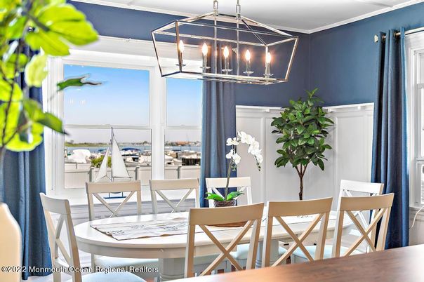Dining room, Interior, Pendant Lights