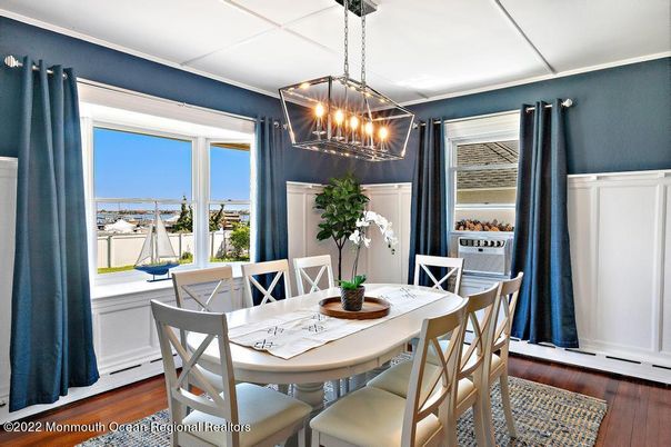 Chandelier, Dining room, Interior, Pendant Lights, Wood Texture Flooring
