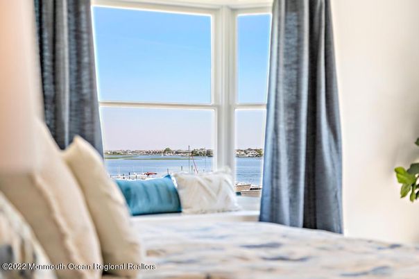 Bedroom, Interior, Water