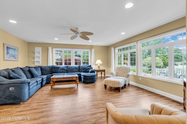 Interior, Living room, Recessed Lighting, Wood Texture Flooring