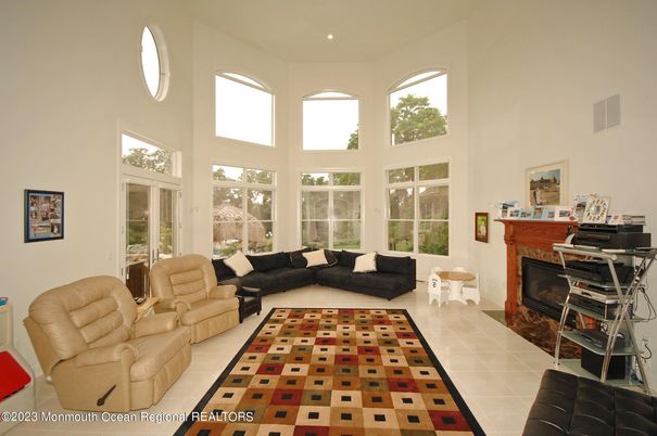 Fireplace, Interior, Living room, Recessed Lighting